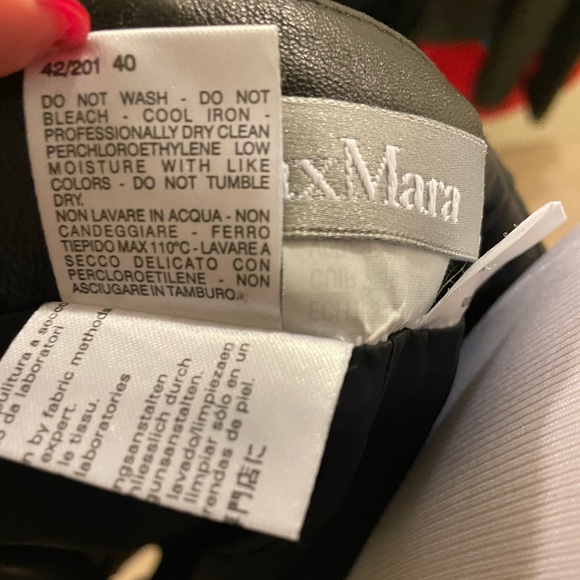 Beautiful MaxMara leather skirt - Picture 3 of 13